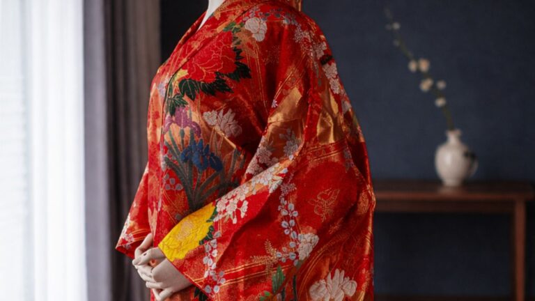 Why kimono now ?